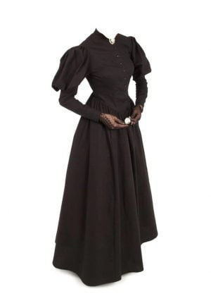 Vestido Negro Renacentista, Victoriano, Época